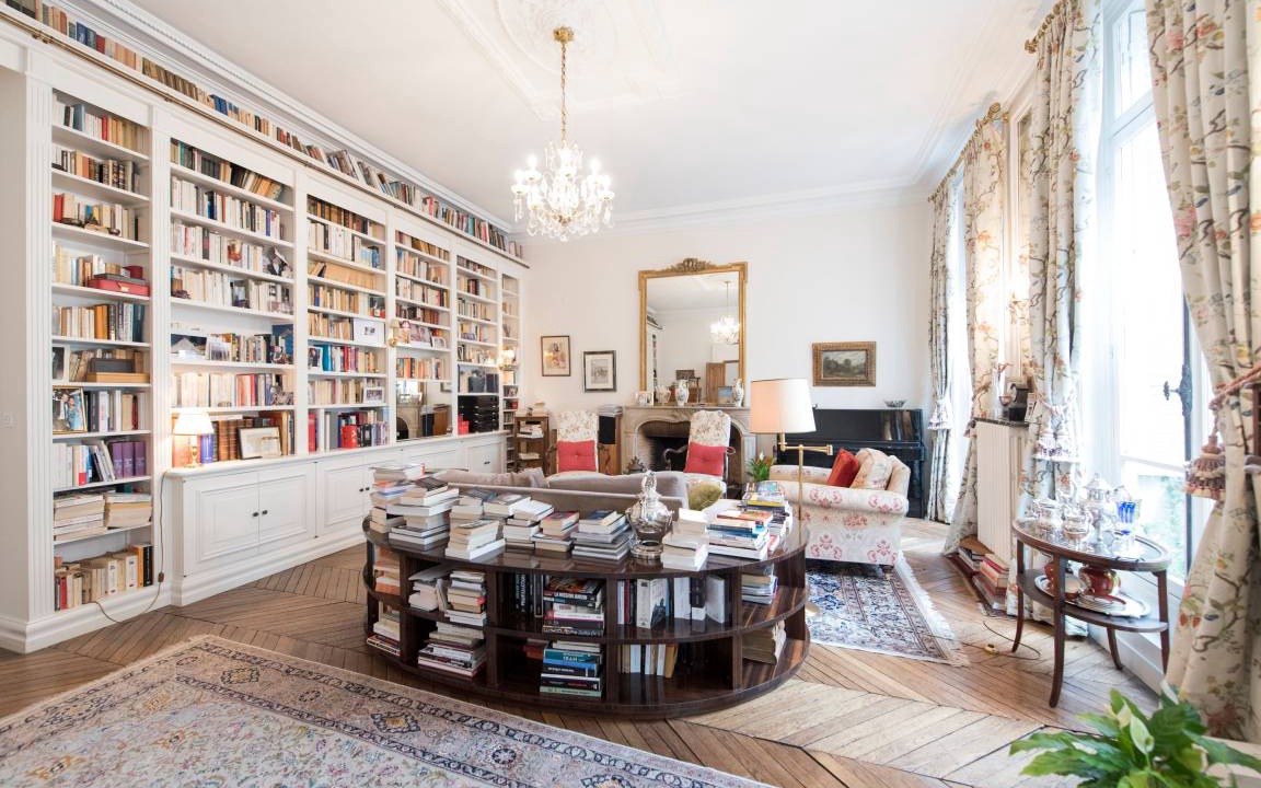 Photo of Livingroom in Chaillot
