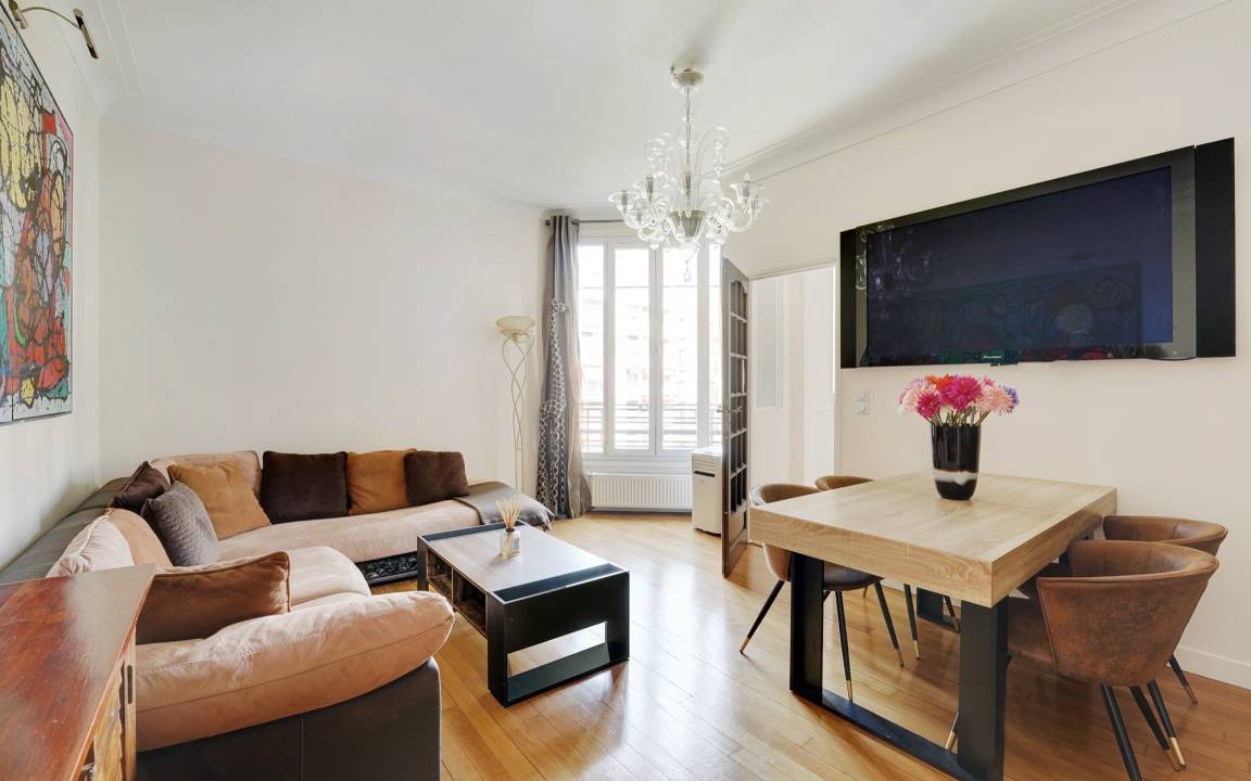 Photo of Others in Neuilly-sur-Seine