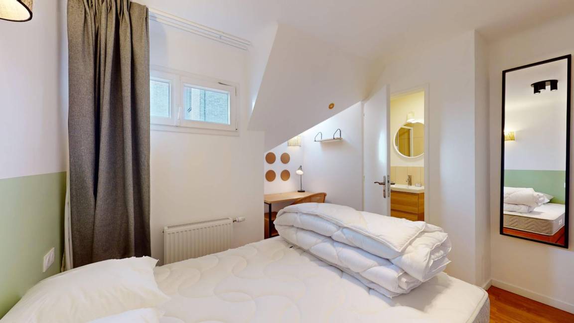 Photo of Bedroom in Bois-Colombes