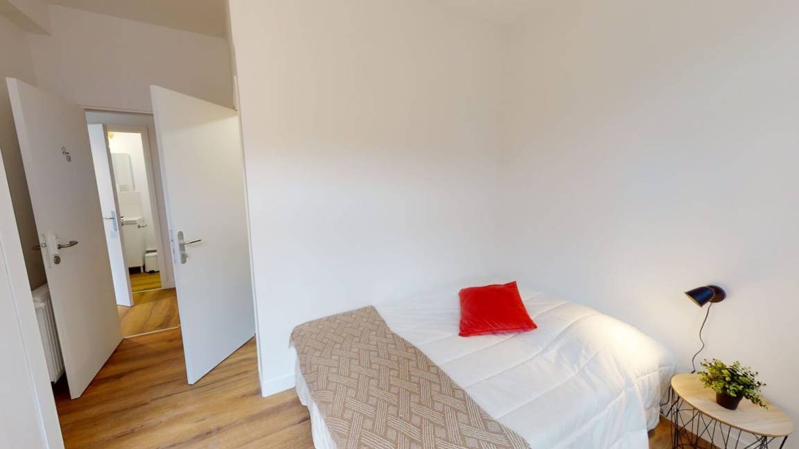 Photo of Bedroom in Asnieres-sur-Seine