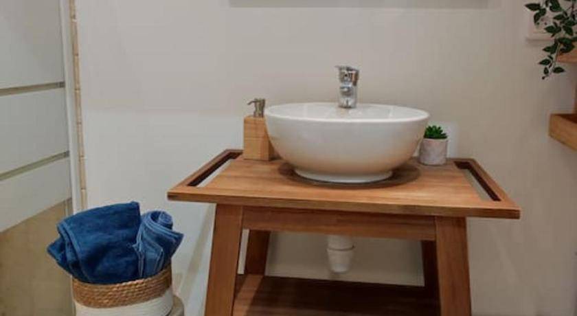 Photo of Bathroom in Le Perreux-sur-Marne