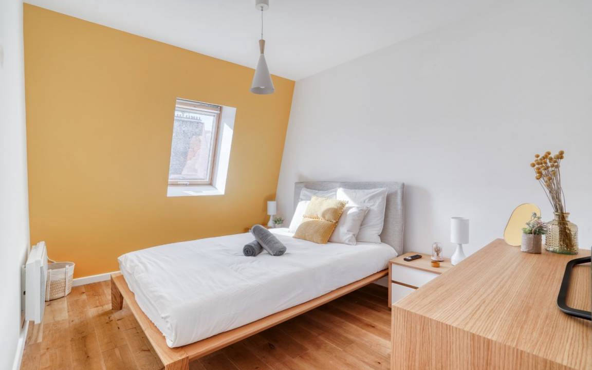 Photo of Bedroom in Clichy