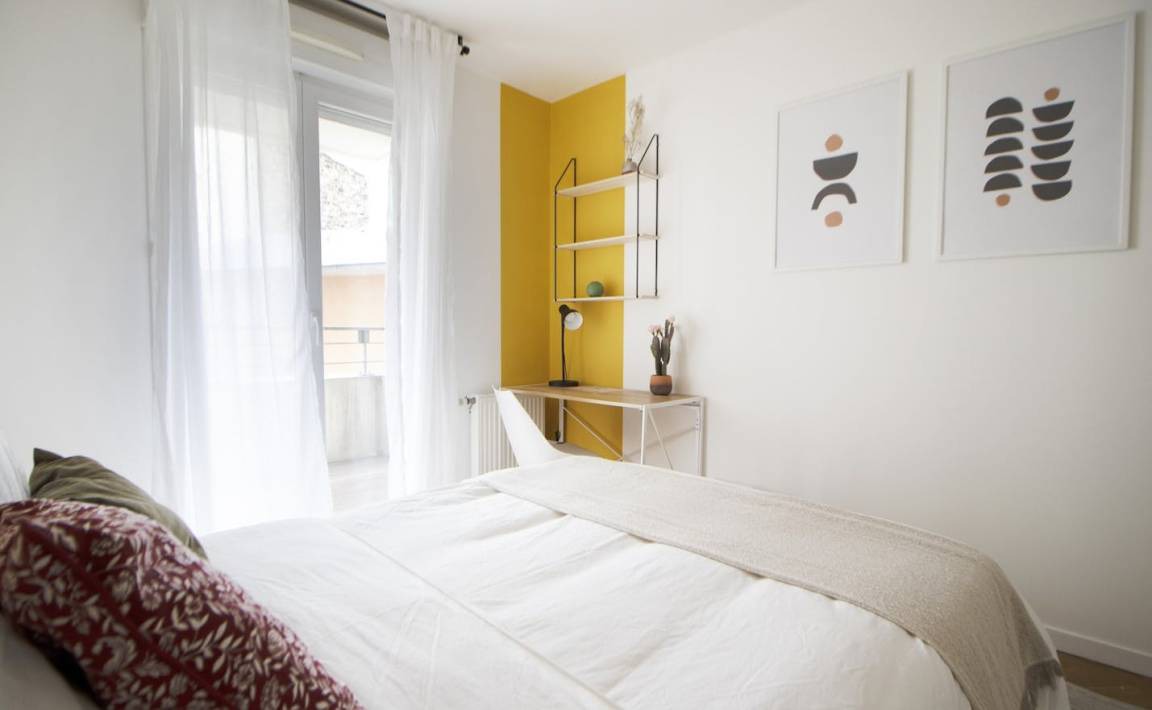 Photo of Bedroom in Saint-Denis