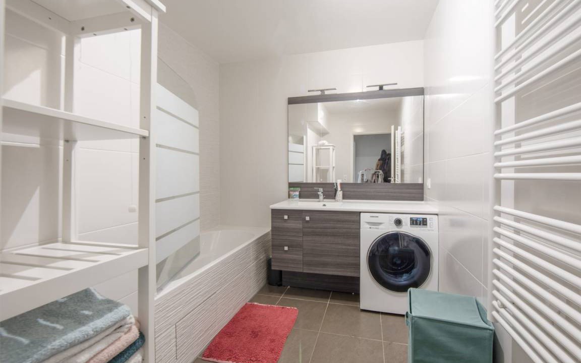 Photo of Bathroom in Clichy