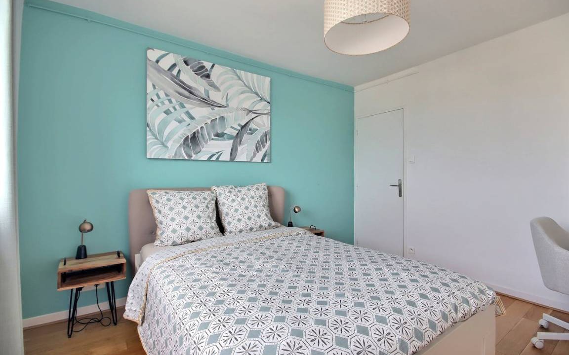 Photo of Bedroom in Combat