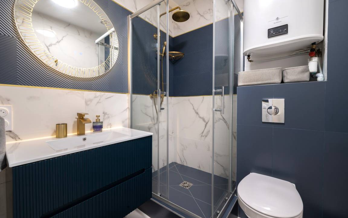 Photo of Bathroom in Quartier de la Folie-Mericourt