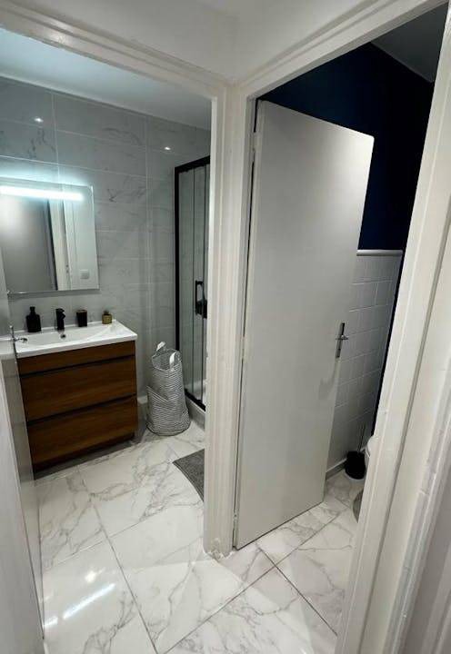 Photo of Bathroom in Bleuets - Bordieres - Pinsons