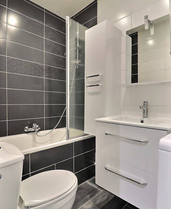 Photo of Bathroom in 12th Arrondissement