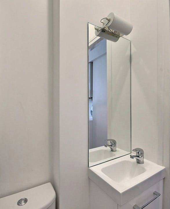 Photo of Bathroom in Quartier de la Folie-Mericourt