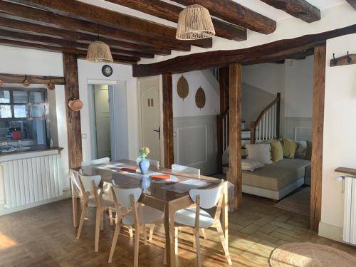 Photo of Others in Montry