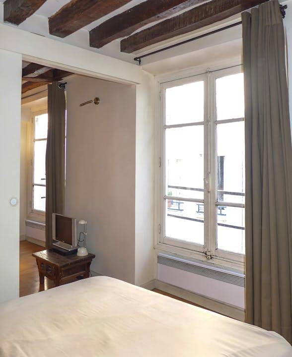 Photo of Bedroom in Arts-et-Metiers