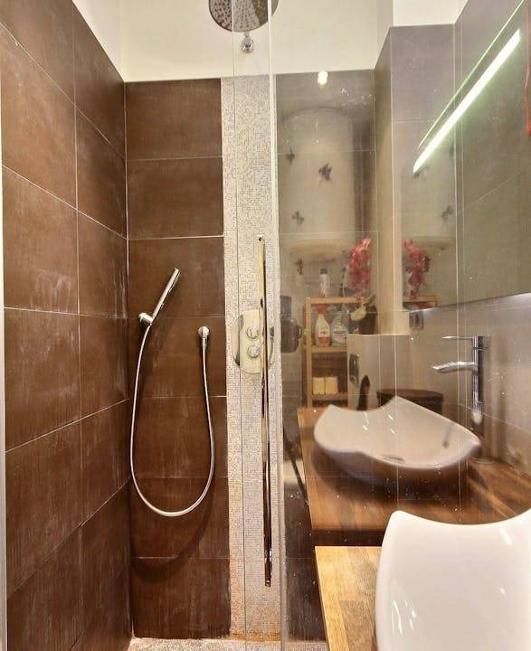 Photo of Bathroom in 12th Arrondissement