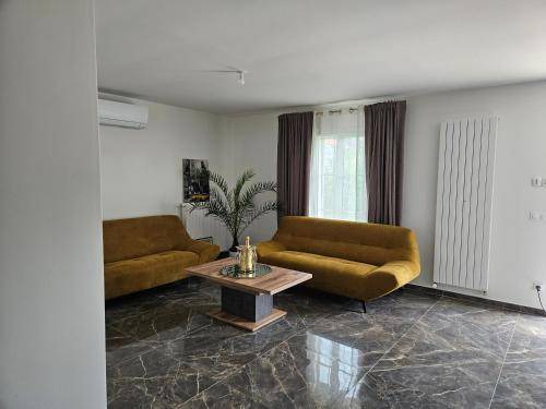 Photo of Livingroom in Paray-Vieille-Poste