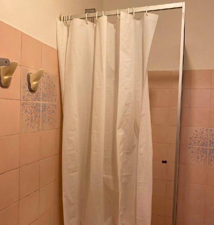 Photo of Bathroom in Combat