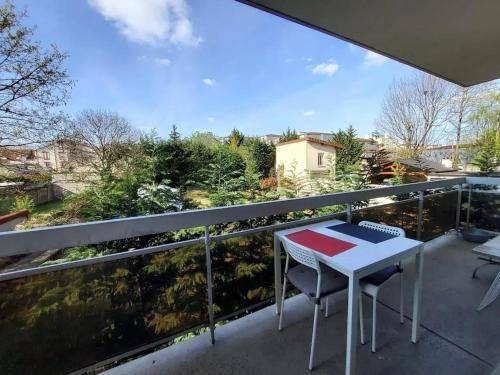 Photo of Patio Balcony in Les Pavillons-sous-Bois