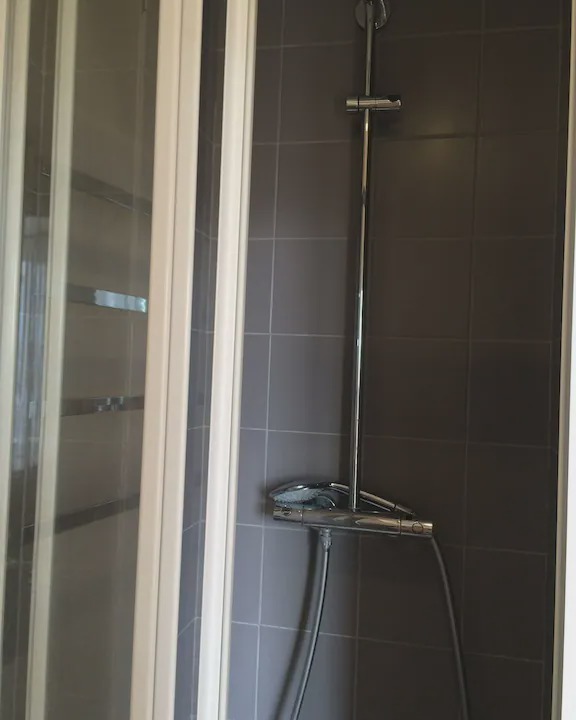 Photo of Bathroom in Quartier de la Folie-Mericourt