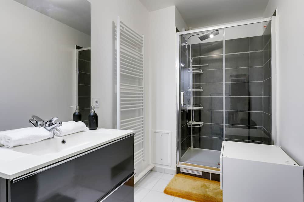 Photo of Bathroom in Neuilly-sur-Marne