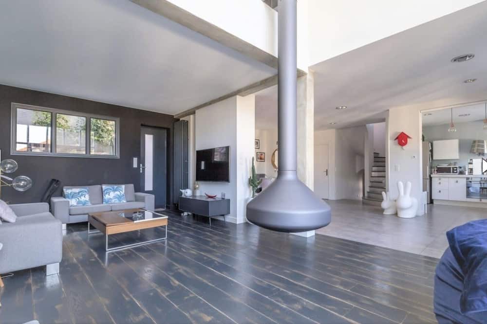 Photo of Livingroom in Le Perreux-sur-Marne