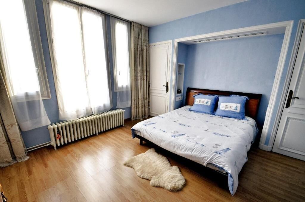 Photo of Bedroom in Parapluies