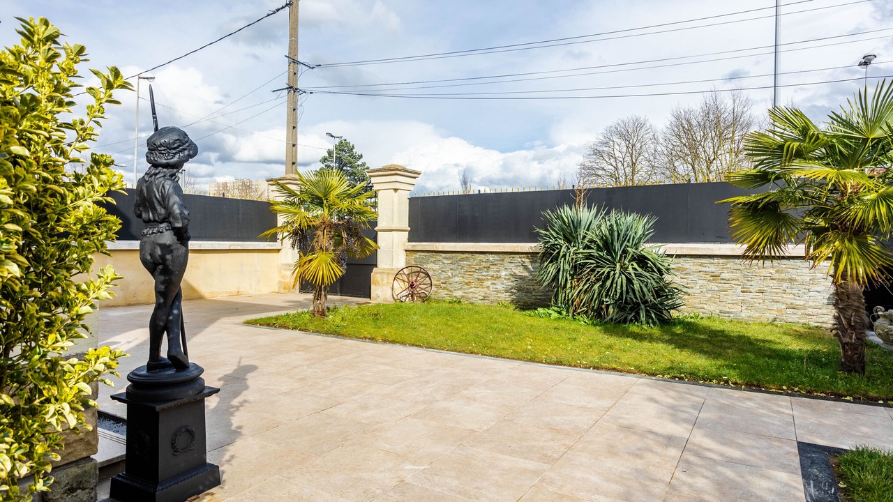 Photo of Outdoor in Neuilly-sur-Marne
