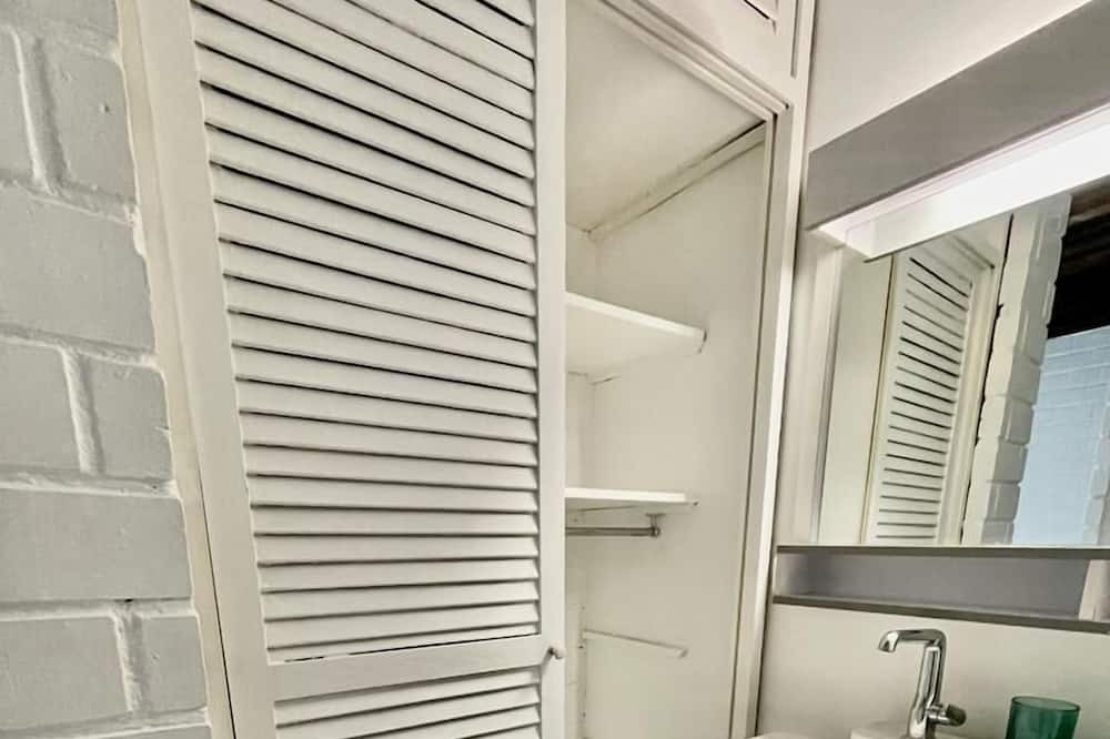 Photo of Bathroom in Quartier de la Place-Vendome