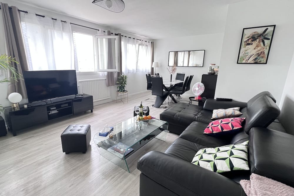 Photo of Livingroom in Neuilly-sur-Marne