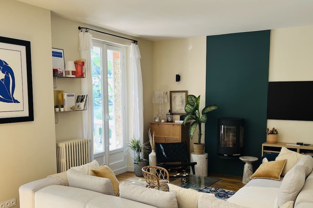 Photo of Livingroom in Le Perreux-sur-Marne