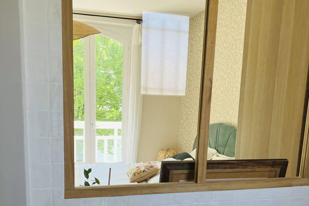 Photo of Bathroom in Le Perreux-sur-Marne