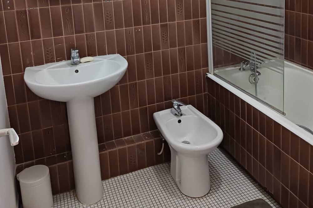 Photo of Bathroom in Sceaux