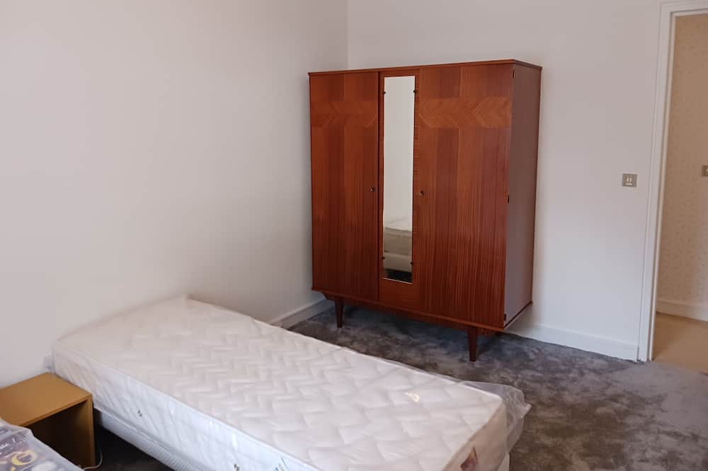 Photo of Bedroom in Sceaux