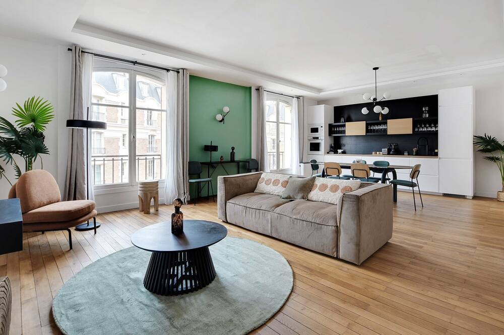 Photo of Livingroom in Neuilly-sur-Seine