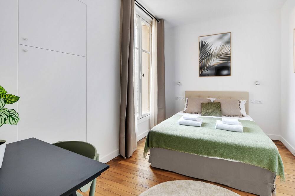 Photo of Bedroom in Neuilly-sur-Seine