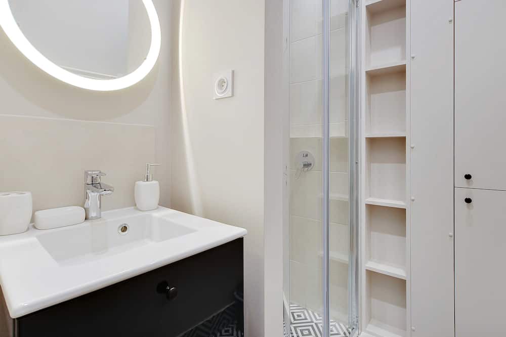 Photo of Bathroom in Neuilly-sur-Seine