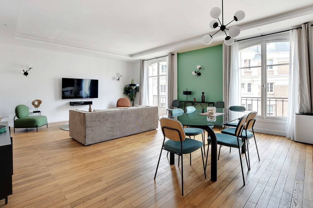 Photo of Livingroom in Neuilly-sur-Seine