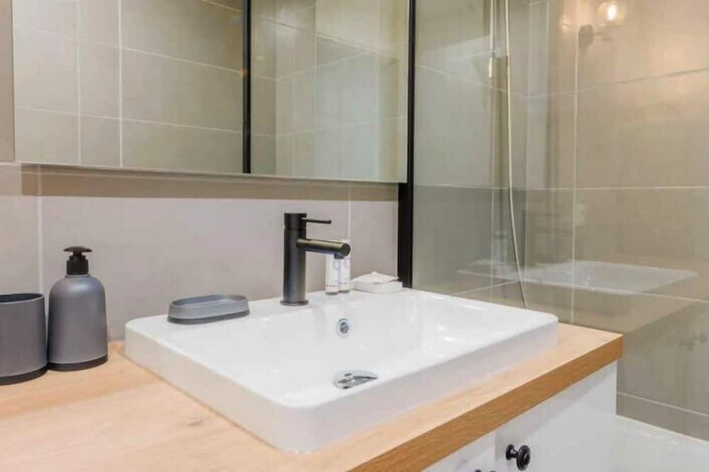 Photo of Bathroom in Centre Ville