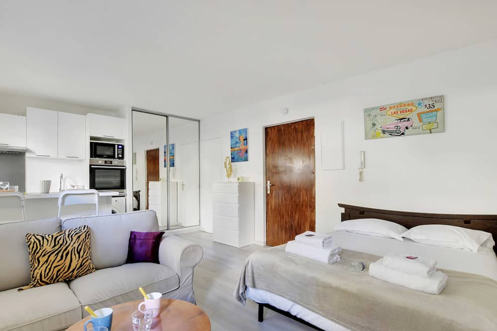 Photo of Bedroom in Combat