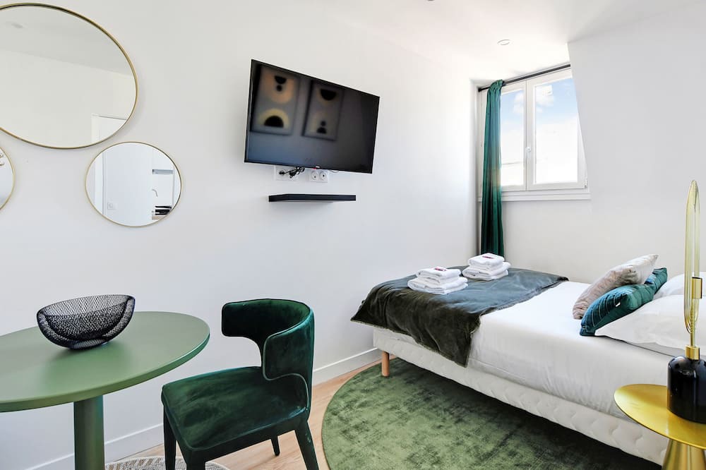 Photo of Bedroom in Belleville