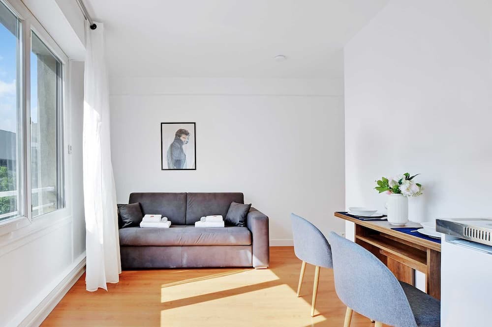 Photo of Livingroom in Saint-Lambert