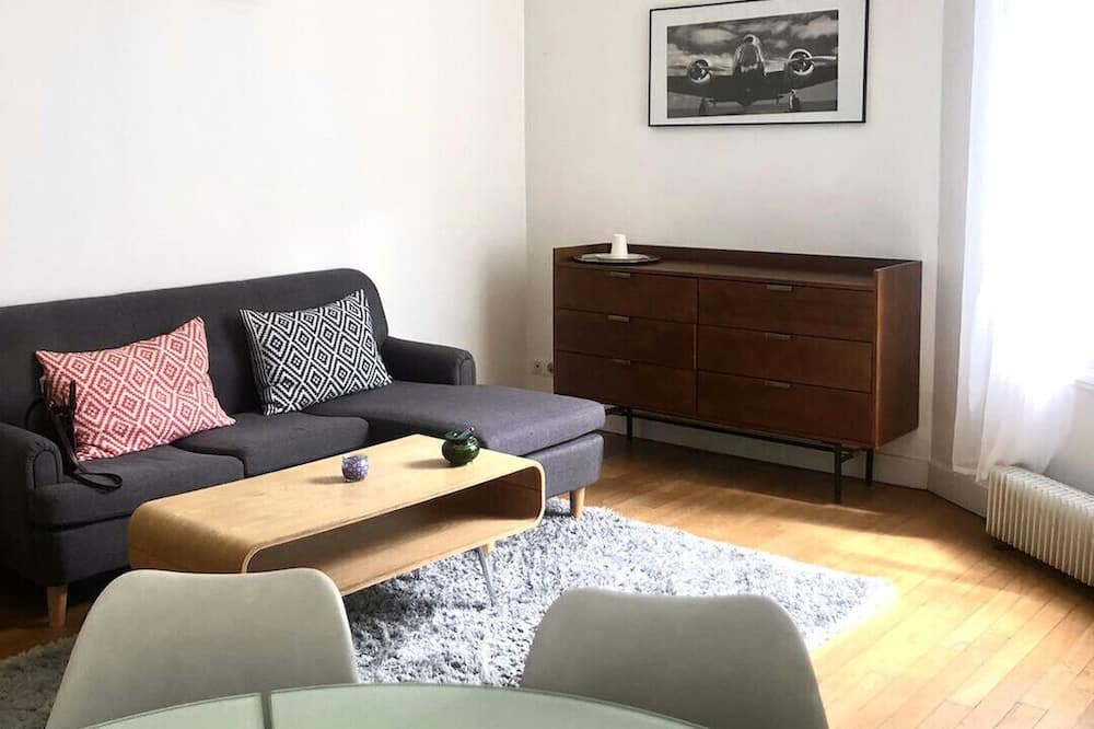 Photo of Livingroom in 16th Arrondissement
