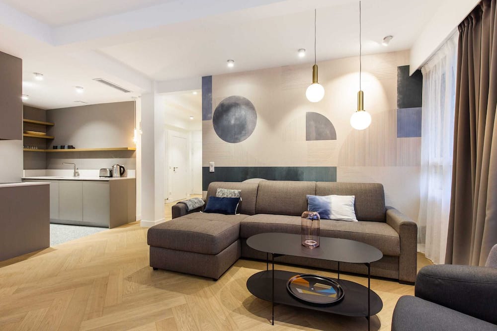 Photo of Livingroom in 16th Arrondissement