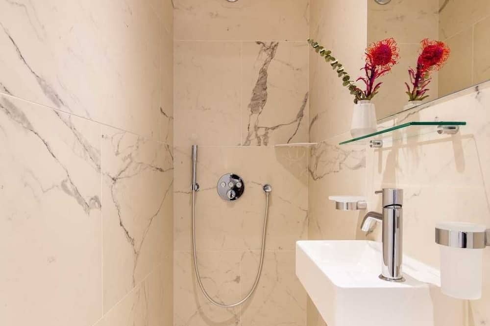 Photo of Bathroom in 16th Arrondissement