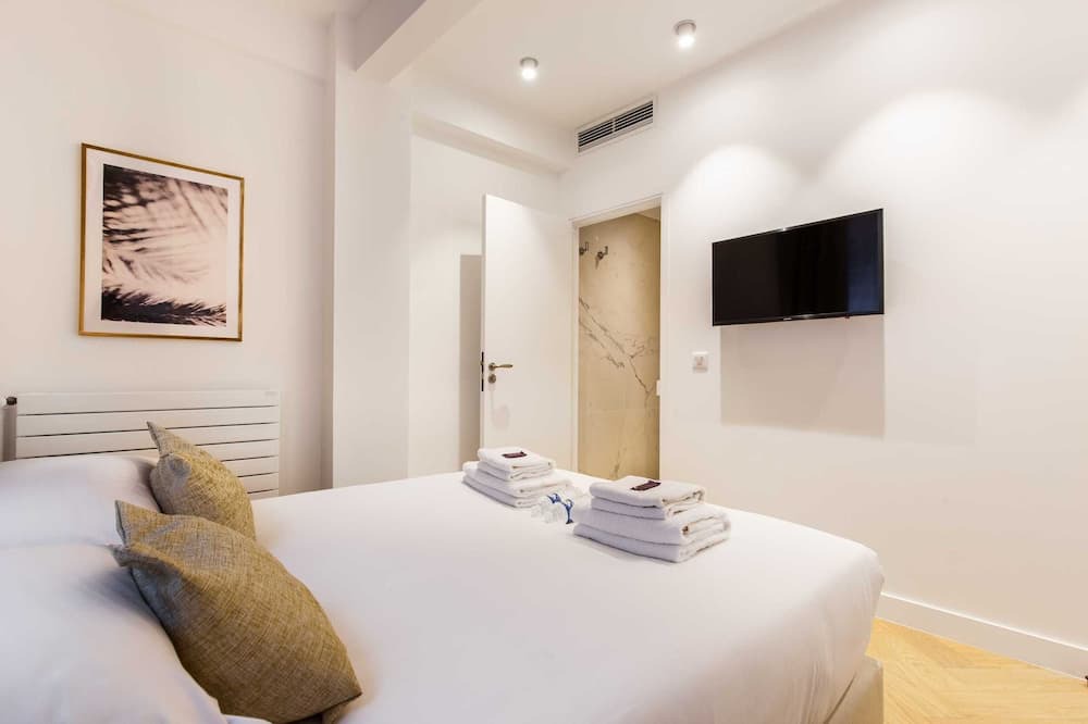 Photo of Bedroom in 16th Arrondissement