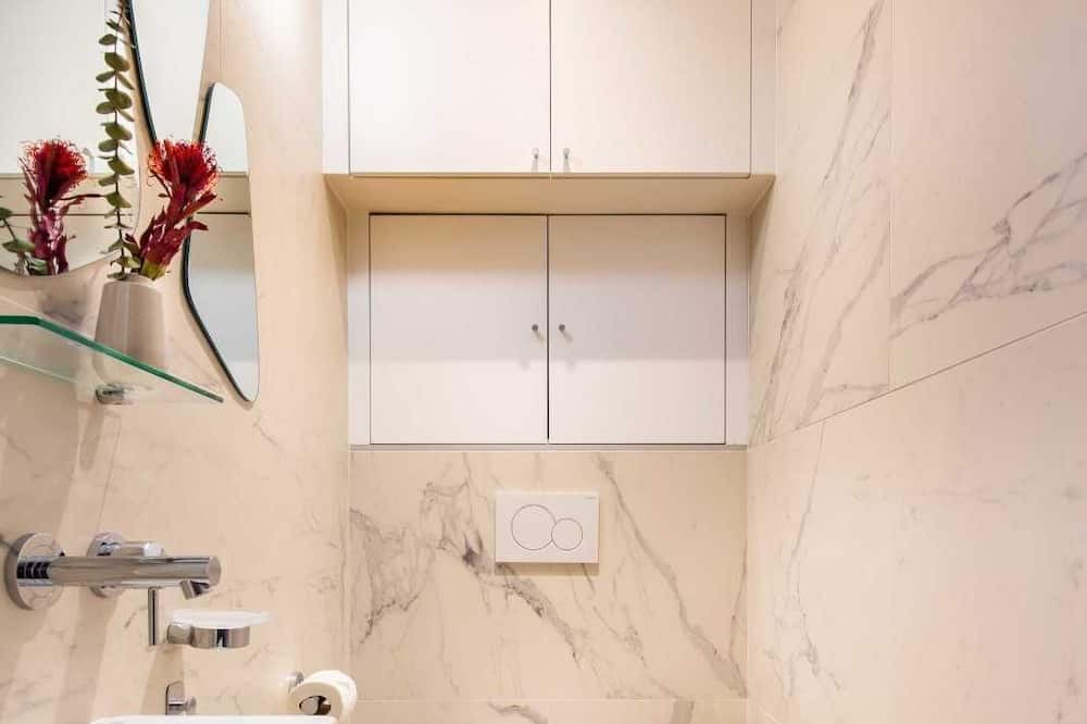 Photo of Bathroom in 16th Arrondissement