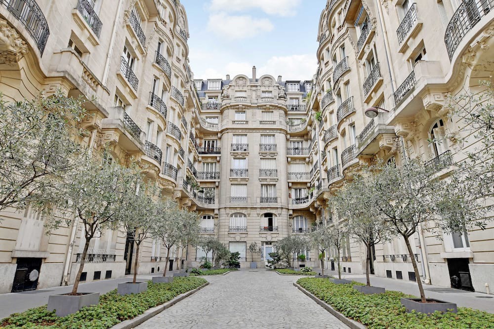 Photo of Outdoor in Passy