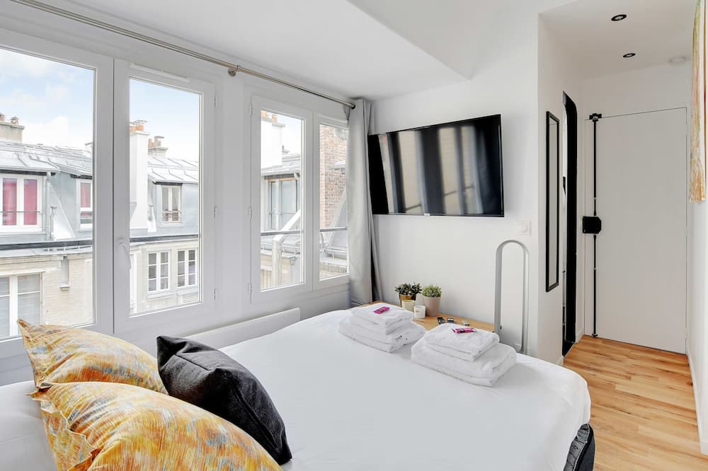 Photo of Bedroom in Passy