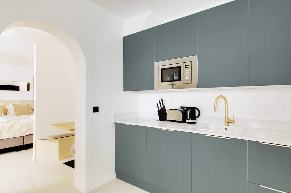 Photo of Kitchen in 16th Arrondissement