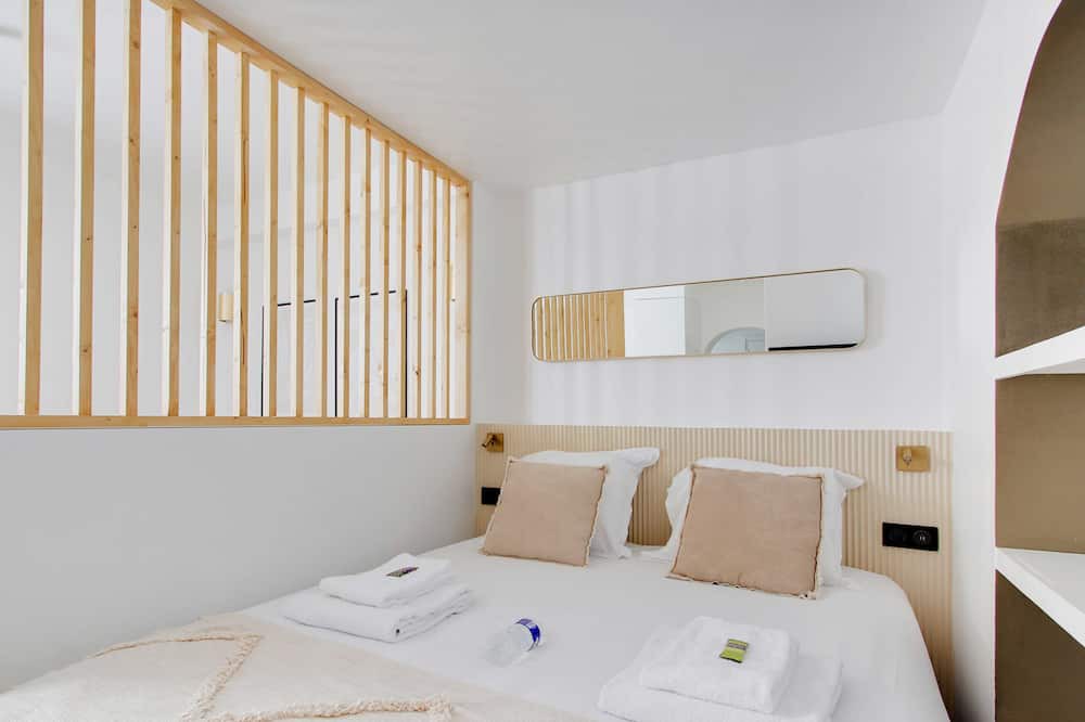 Photo of Bedroom in 16th Arrondissement