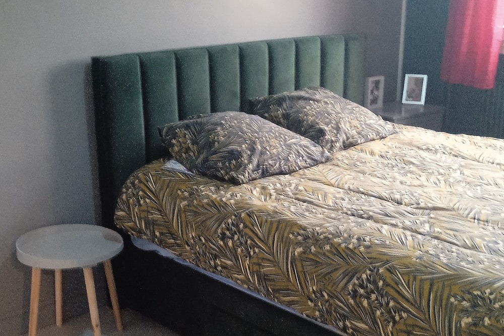 Photo of Bedroom in Neuilly-sur-Marne