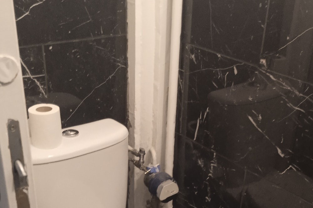 Photo of Bathroom in Neuilly-sur-Marne
