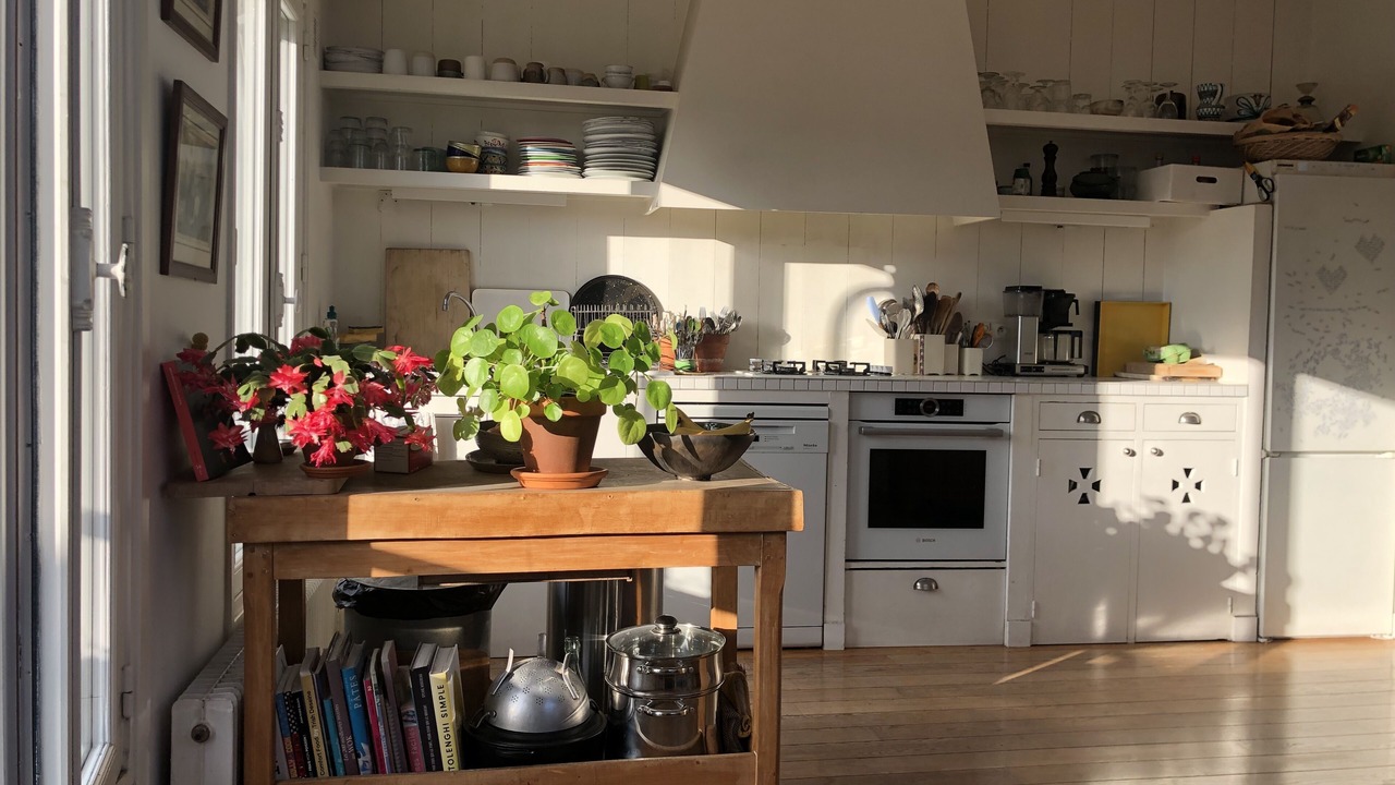 Photo of Kitchen in Quartier de la Folie-Mericourt